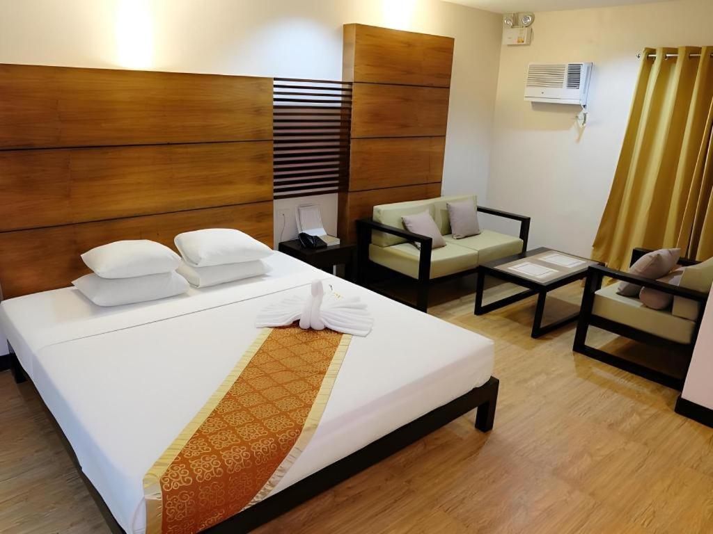 La Carmela De Boracay Hotel Balabag  Exterior photo